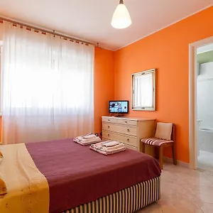2* Bed & Breakfast Mareya